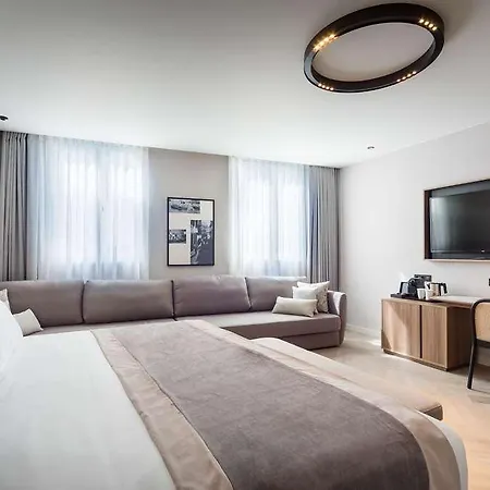 Отель Barcelo Oldtown Фуншал