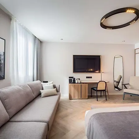 Barcelo Oldtown 5*
