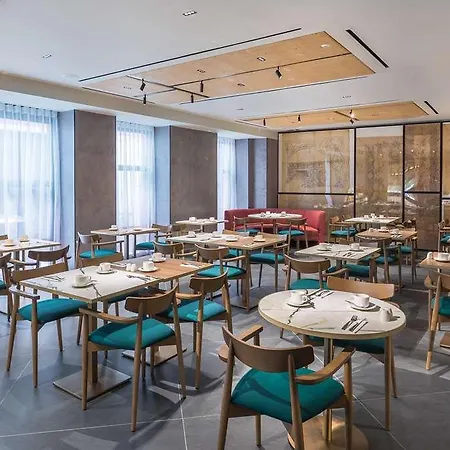 Barcelo Oldtown Отель Фуншал